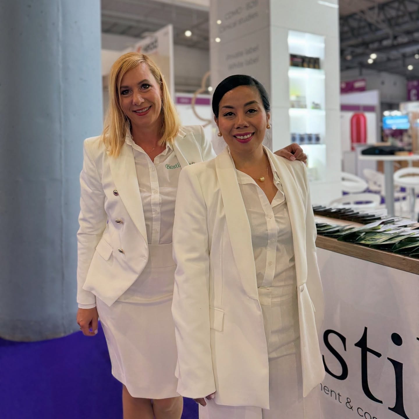 Visitatori allo stand Biostile a Vitafoods